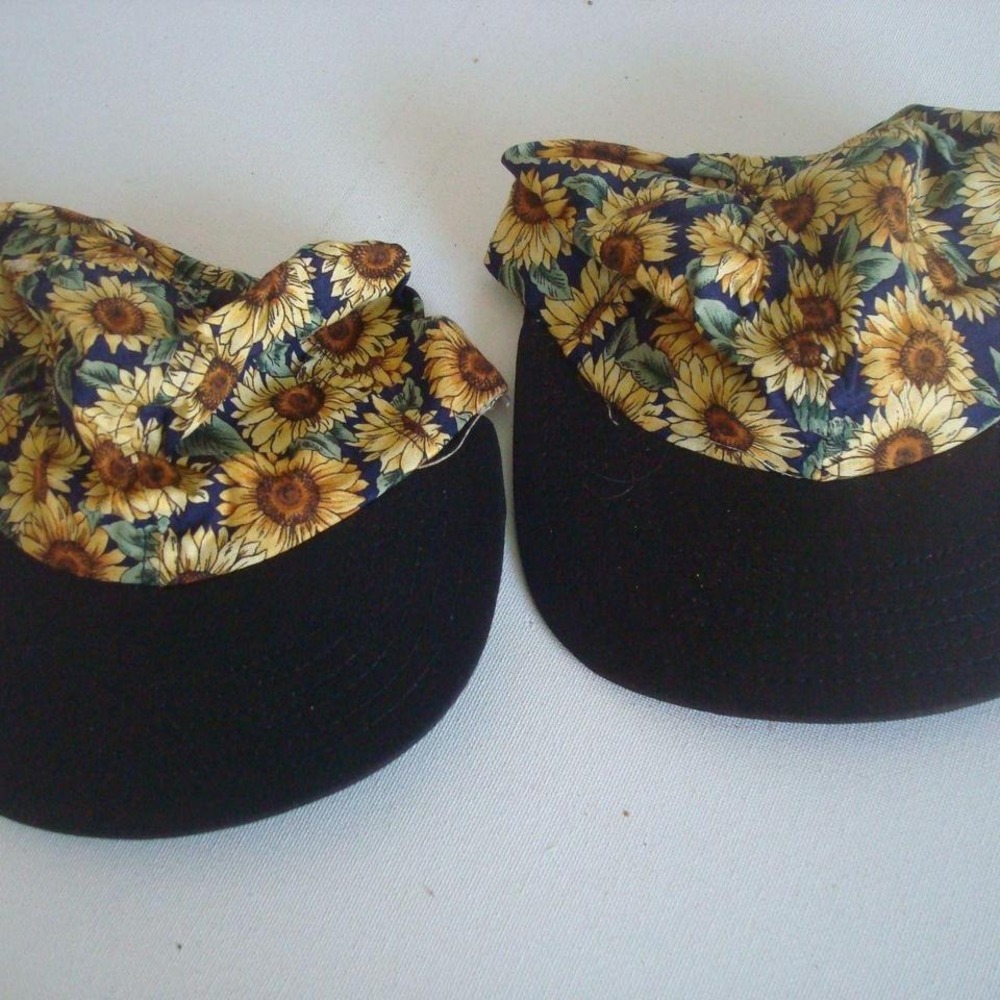 2PC LOT BUNDLE SUNFLOWER USA‎ MADE 80S HAT CAP VINTAGE 00S Y2K M4